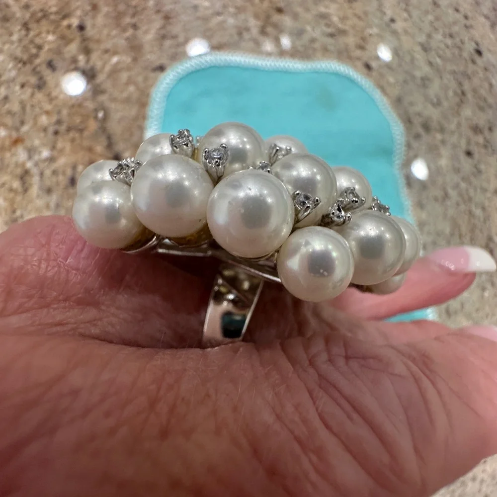 PEARL & DIAMOND RING
Costume jewelry - Picture 6 of 11